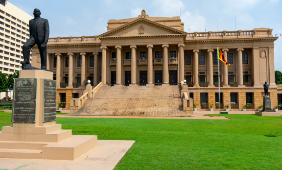 Auswandern nach Sri Lanka: Politik